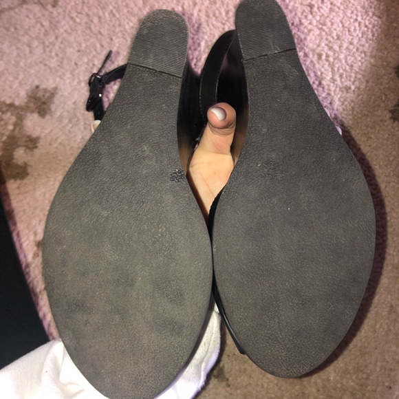 Black Wedges - Picture 4 of 5